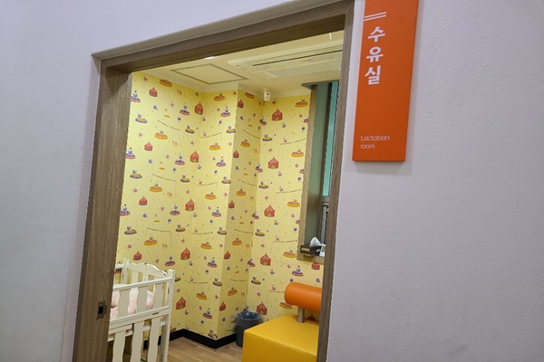 수유시설 대표사진(선택된사진)