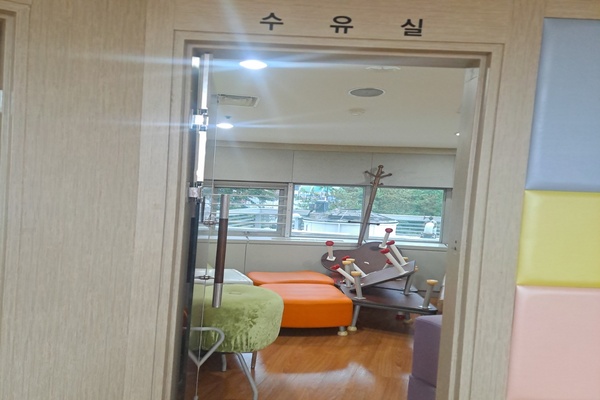 수유시설 대표사진(선택된사진)