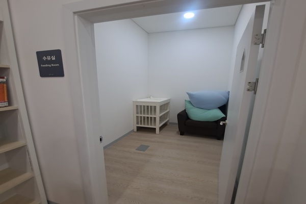 수유시설 대표사진(선택된사진)