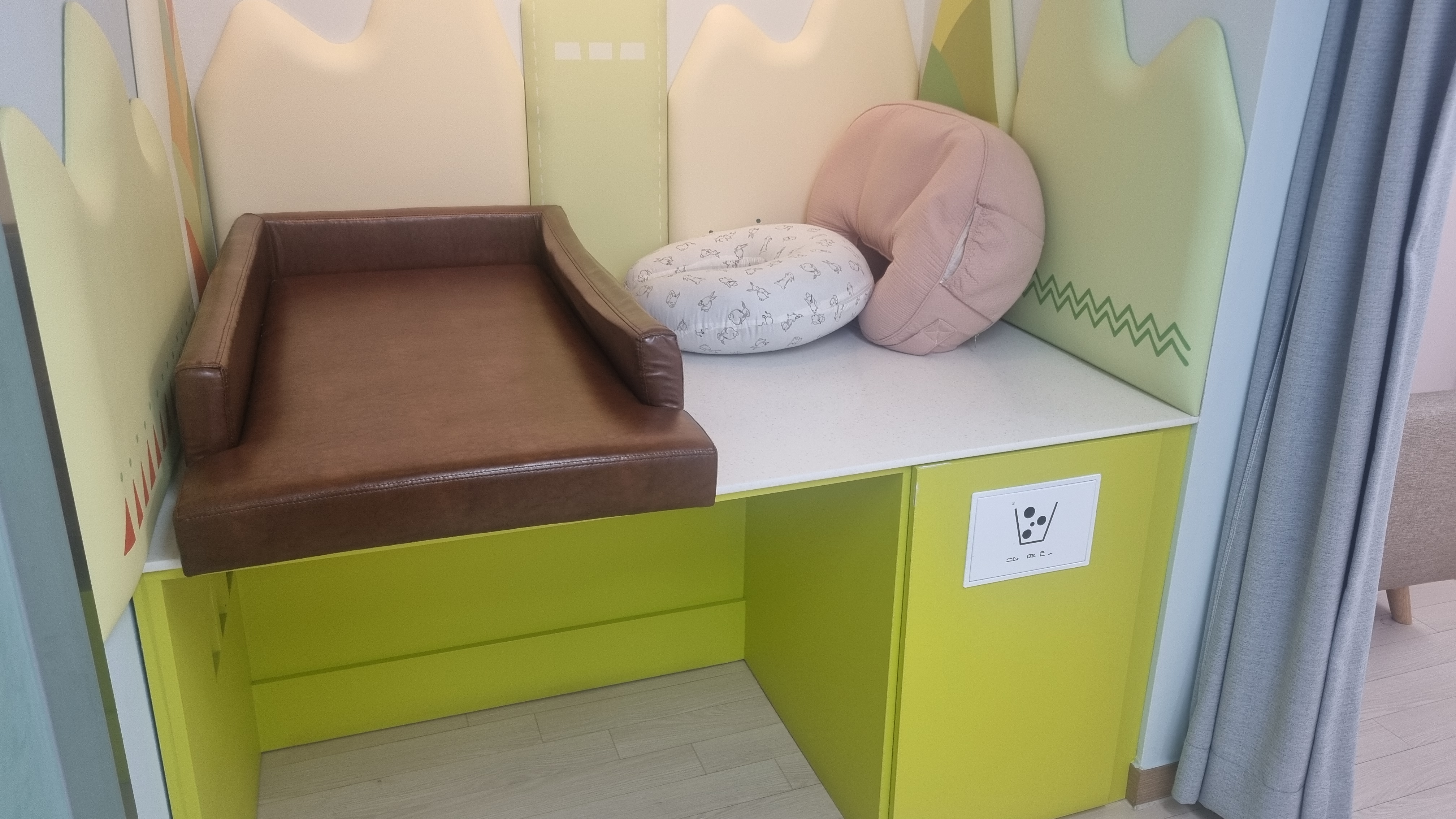 수유시설 대표사진(선택된사진)